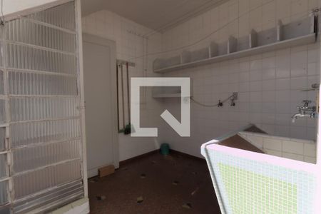 Casa à venda com 178m², 3 quartos e 2 vagasÁrea de Serviço