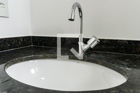 Apartamento para alugar com 28m², 1 quarto e sem vaga Apartamento para alugar com 28m², 1 quarto e sem vagaBanheiro Detalhe