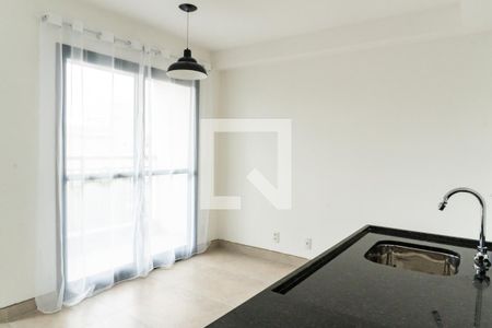 Sala/Cozinha de apartamento para alugar com 1 quarto, 28m² em Mirandópolis, São Paulo