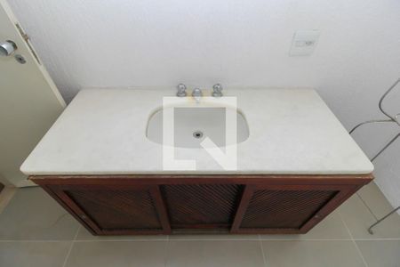 Apartamento à venda com 200m², 3 quartos e sem vagaBanheiro Social 2