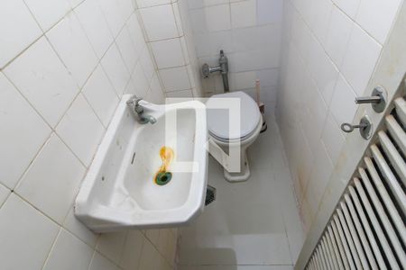 Apartamento à venda com 200m², 3 quartos e sem vagaBanheiro de Serviço