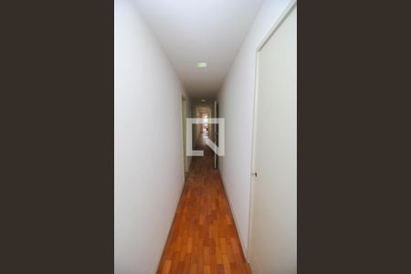 Apartamento à venda com 200m², 3 quartos e sem vagaCorredor