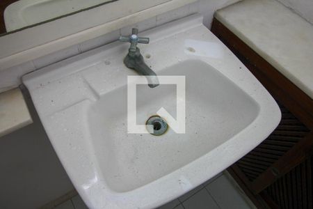 Apartamento à venda com 200m², 3 quartos e sem vagaLavabo