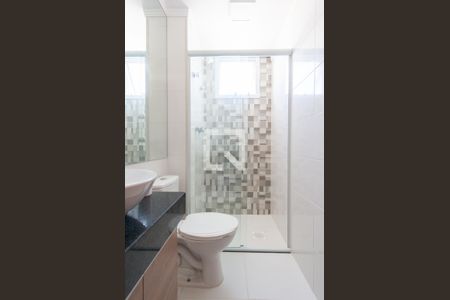 Banheiro de apartamento para alugar com 2 quartos, 44m² em Jardim Iris, São Paulo