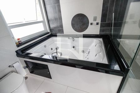 Casa à venda com 640m², 4 quartos e 7 vagasBanheira