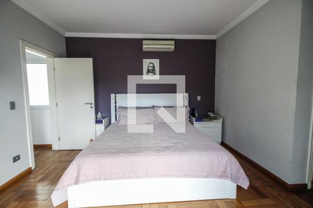 Casa à venda com 640m², 4 quartos e 7 vagasQuarto 4