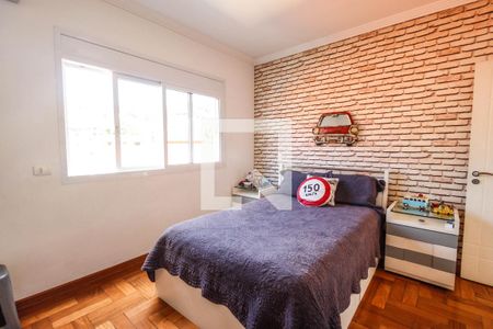 Casa à venda com 640m², 4 quartos e 7 vagasQuarto 2