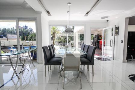 Casa à venda com 640m², 4 quartos e 7 vagasSala de jantar