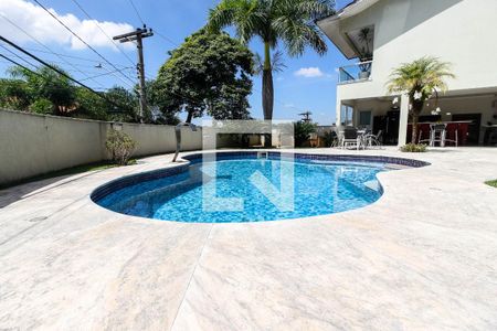 Casa à venda com 640m², 4 quartos e 7 vagasPiscina