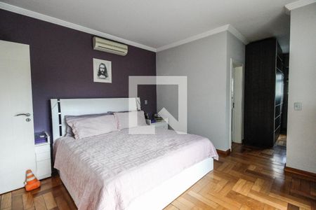 Casa à venda com 640m², 4 quartos e 7 vagasQuarto 4