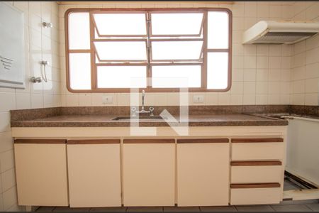 Apartamento à venda com 105m², 3 quartos e 2 vagasCozinha