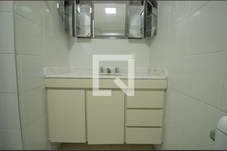 Apartamento à venda com 105m², 3 quartos e 2 vagasBanheiro da Suíte