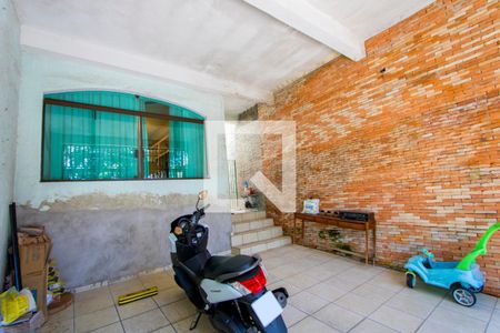 Casa à venda com 170m², 3 quartos e sem vaga Casa à venda com 170m², 3 quartos e sem vagaGaragem