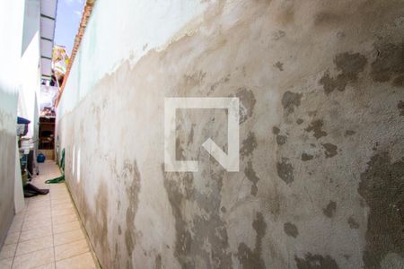 Casa à venda com 170m², 3 quartos e sem vaga Casa à venda com 170m², 3 quartos e sem vagaCorredor - Externo