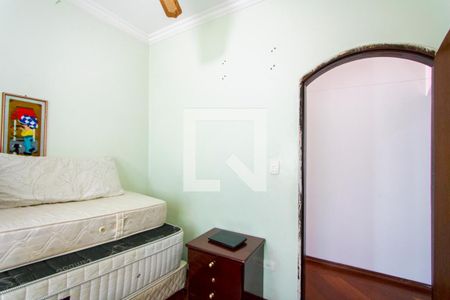 Casa à venda com 170m², 3 quartos e sem vaga Casa à venda com 170m², 3 quartos e sem vagaQuarto 2