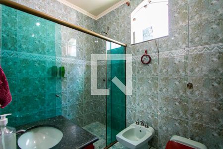 Casa à venda com 170m², 3 quartos e sem vaga Casa à venda com 170m², 3 quartos e sem vagaBanheiro social