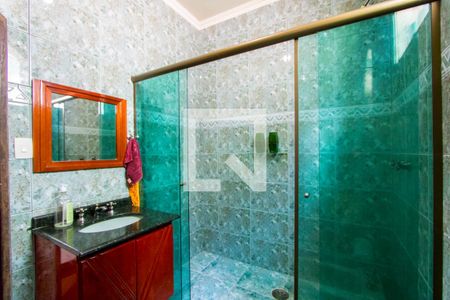 Casa à venda com 170m², 3 quartos e sem vaga Casa à venda com 170m², 3 quartos e sem vagaBanheiro social