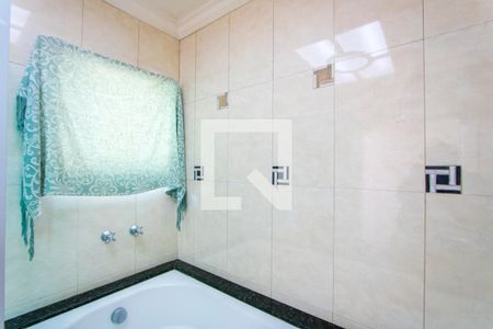 Casa à venda com 170m², 3 quartos e sem vaga Casa à venda com 170m², 3 quartos e sem vagaBanheiro do quarto 1