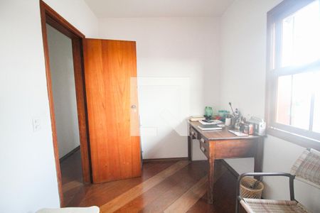 Casa à venda com 290m², 3 quartos e 5 vagasQuarto