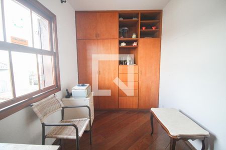 Casa à venda com 290m², 3 quartos e 5 vagasQuarto