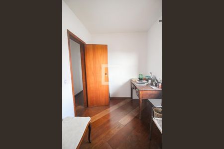 Casa à venda com 290m², 3 quartos e 5 vagasQuarto