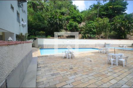 Apartamento para alugar com 69m², 2 quartos e 1 vagaÁrea comum - Piscina