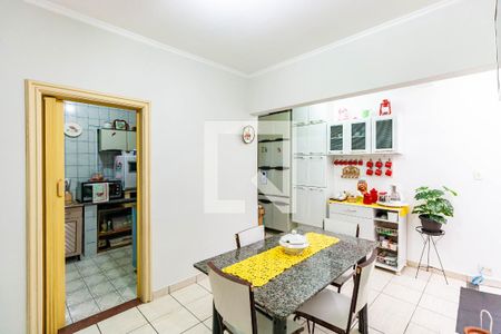 Casa à venda com 280m², 3 quartos e 2 vagasHall