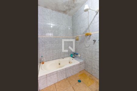 Casa à venda com 280m², 3 quartos e 2 vagasBanheiro da Suíte