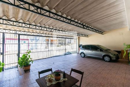 Casa à venda com 280m², 3 quartos e 2 vagasGaragem