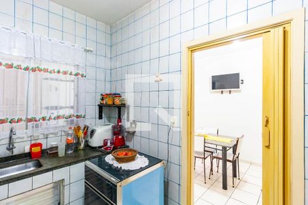 Casa à venda com 280m², 3 quartos e 2 vagasCozinha