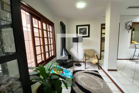 Casa à venda com 230m², 5 quartos e 4 vagasLareira
