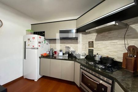 Casa à venda com 230m², 5 quartos e 4 vagasCozinha