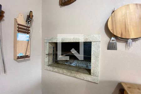 Casa à venda com 230m², 5 quartos e 4 vagasChurrasqueira