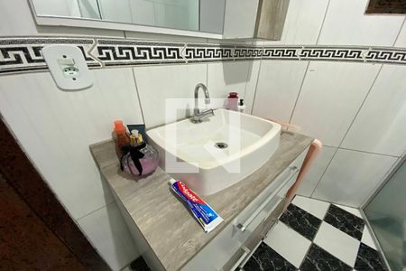 Casa à venda com 230m², 5 quartos e 4 vagasPia do Banheiro da Suíte