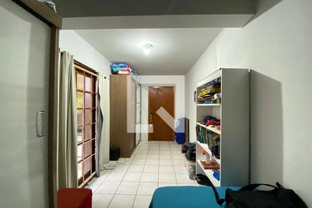 Casa à venda com 230m², 5 quartos e 4 vagasQuarto 4