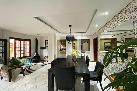 Casa à venda com 230m², 5 quartos e 4 vagasSala de Jantar 2