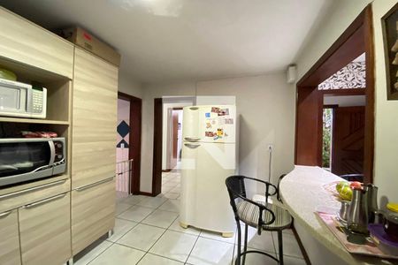 Casa à venda com 230m², 5 quartos e 4 vagasCozinha