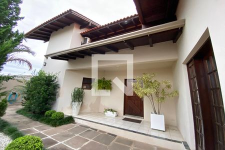 Casa à venda com 230m², 5 quartos e 4 vagasÁrea Externa