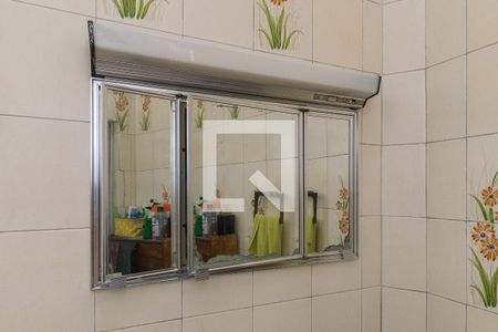 Apartamento à venda com 120m², 2 quartos e 2 vagas Apartamento à venda com 120m², 2 quartos e 2 vagasBanheiro - Armário