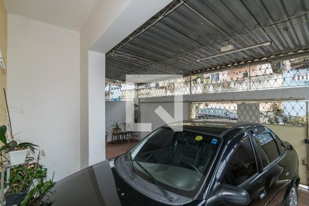 Apartamento à venda com 120m², 2 quartos e 2 vagas Apartamento à venda com 120m², 2 quartos e 2 vagasVaranda e Garagem
