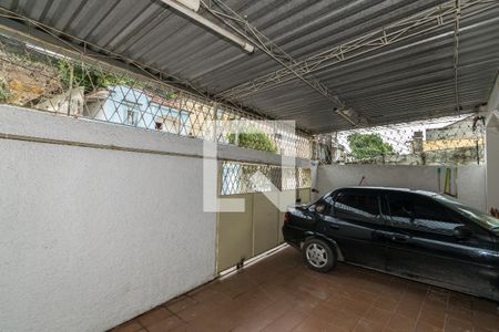 Apartamento à venda com 120m², 2 quartos e 2 vagas Apartamento à venda com 120m², 2 quartos e 2 vagasVaranda e Garagem