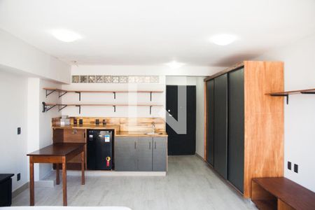 Sala/Quarto de kitnet/studio para alugar com 1 quarto, 37m² em Centro Histórico de São Paulo, São Paulo