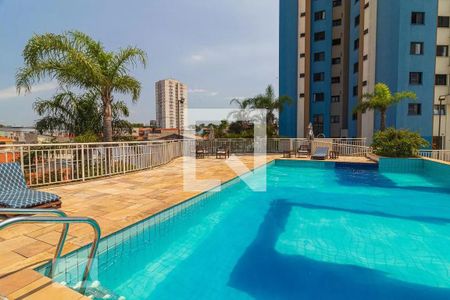 Apartamento à venda com 82m², 3 quartos e 2 vagas Apartamento à venda com 82m², 3 quartos e 2 vagasÁrea comum - Piscina