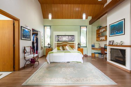 Casa à venda com 775m², 4 quartos e 6 vagasSuíte 3