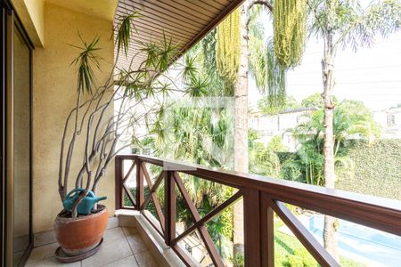 Casa à venda com 775m², 4 quartos e 6 vagasVaranda da Suíte 1