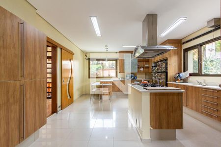 Casa à venda com 775m², 4 quartos e 6 vagasCozinha