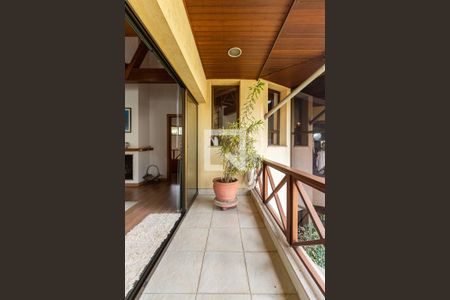 Casa à venda com 775m², 4 quartos e 6 vagasVaranda da Suíte 3