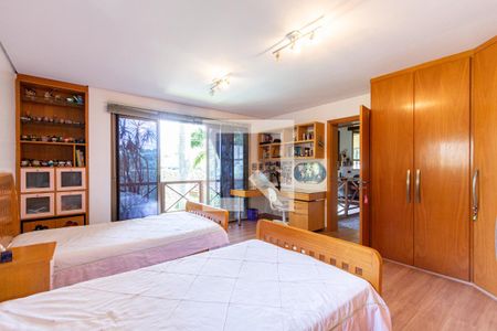 Casa à venda com 775m², 4 quartos e 6 vagasSuíte 1