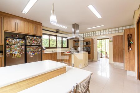 Casa à venda com 775m², 4 quartos e 6 vagasCozinha