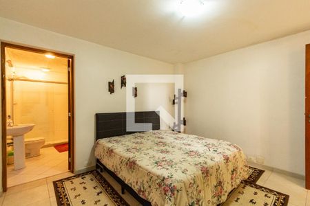 Casa à venda com 775m², 4 quartos e 6 vagasSuíte 4